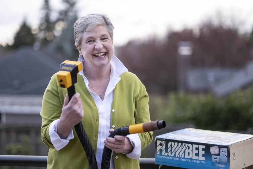 FLOWBER　　フロービー Flowbee Haircutting System with Flowbee Super Mini Vac